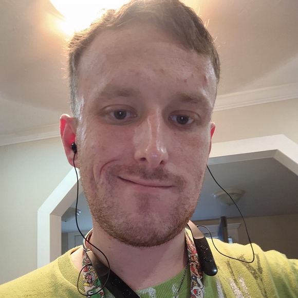 Meet your Posher, Brad - Picture 1 of 1